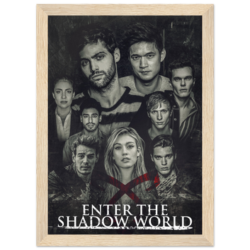 Poster premium en papier mat encadré en bois SHADOW FAMILY